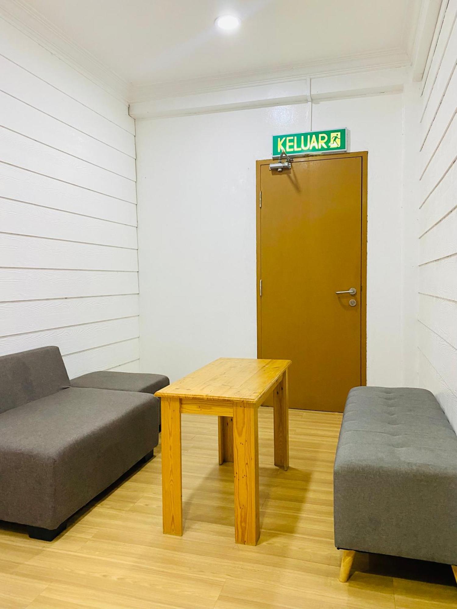 Suza Hostel 툼팻 외부 사진