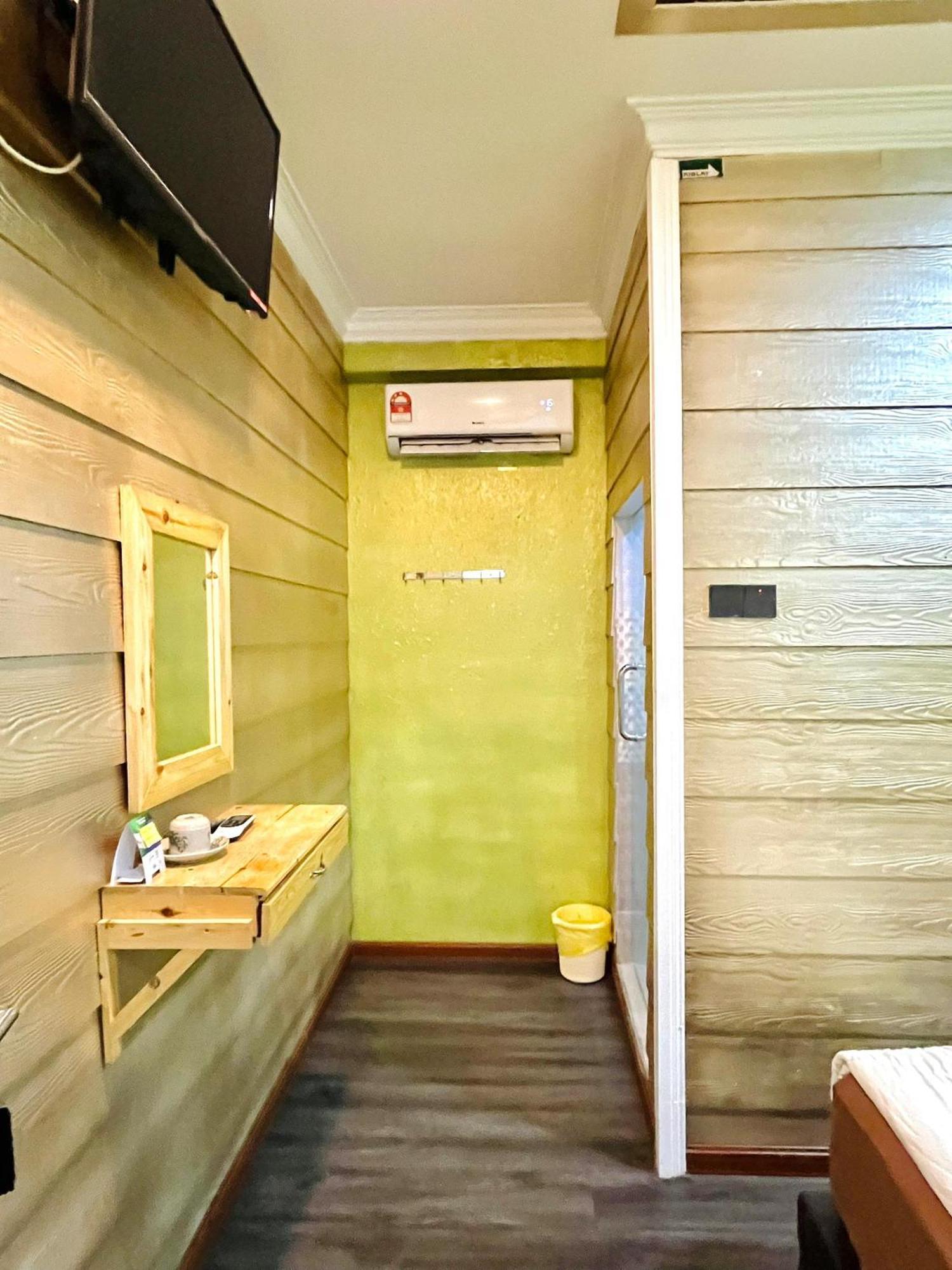 Suza Hostel 툼팻 외부 사진