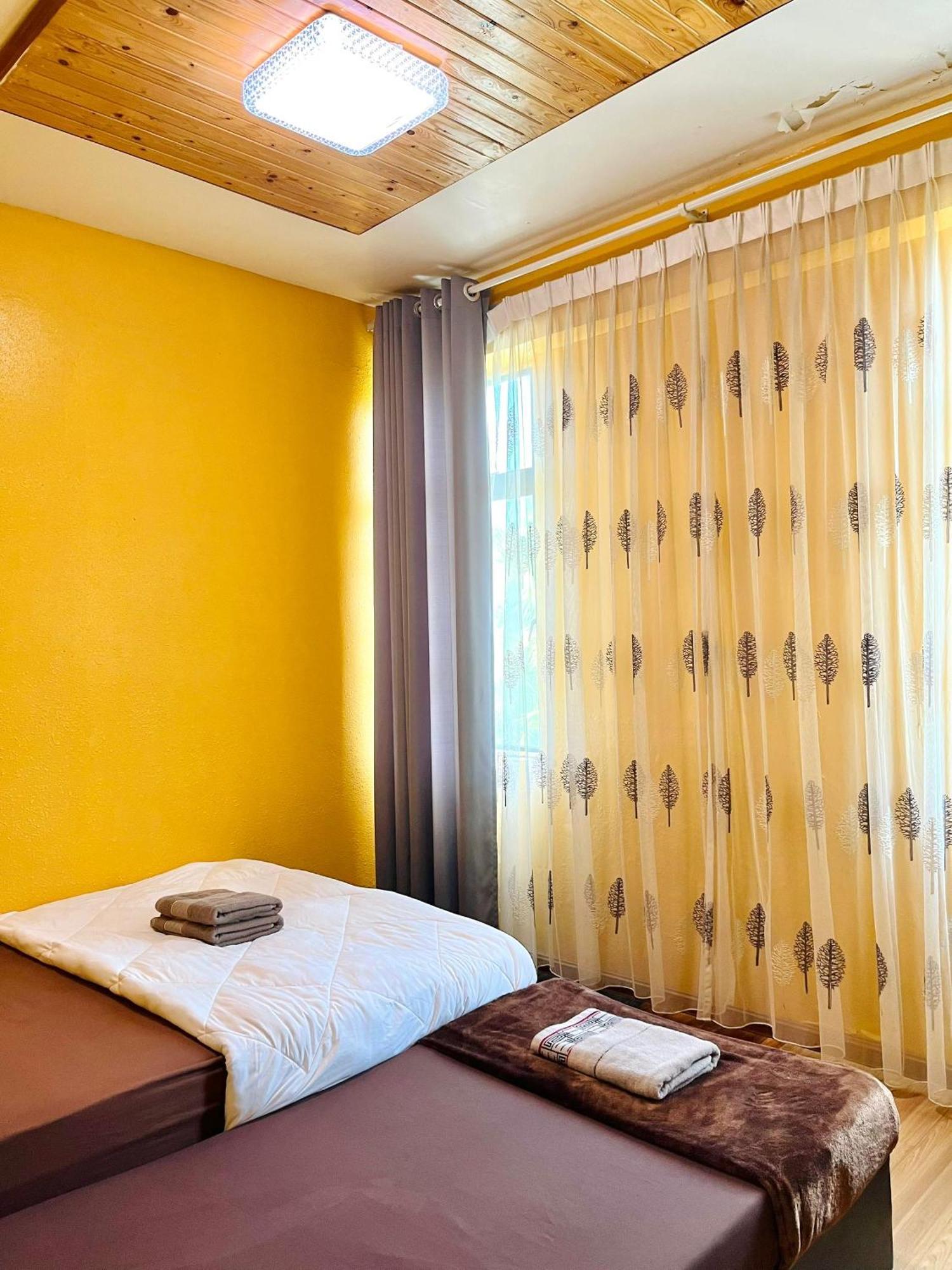 Suza Hostel 툼팻 외부 사진