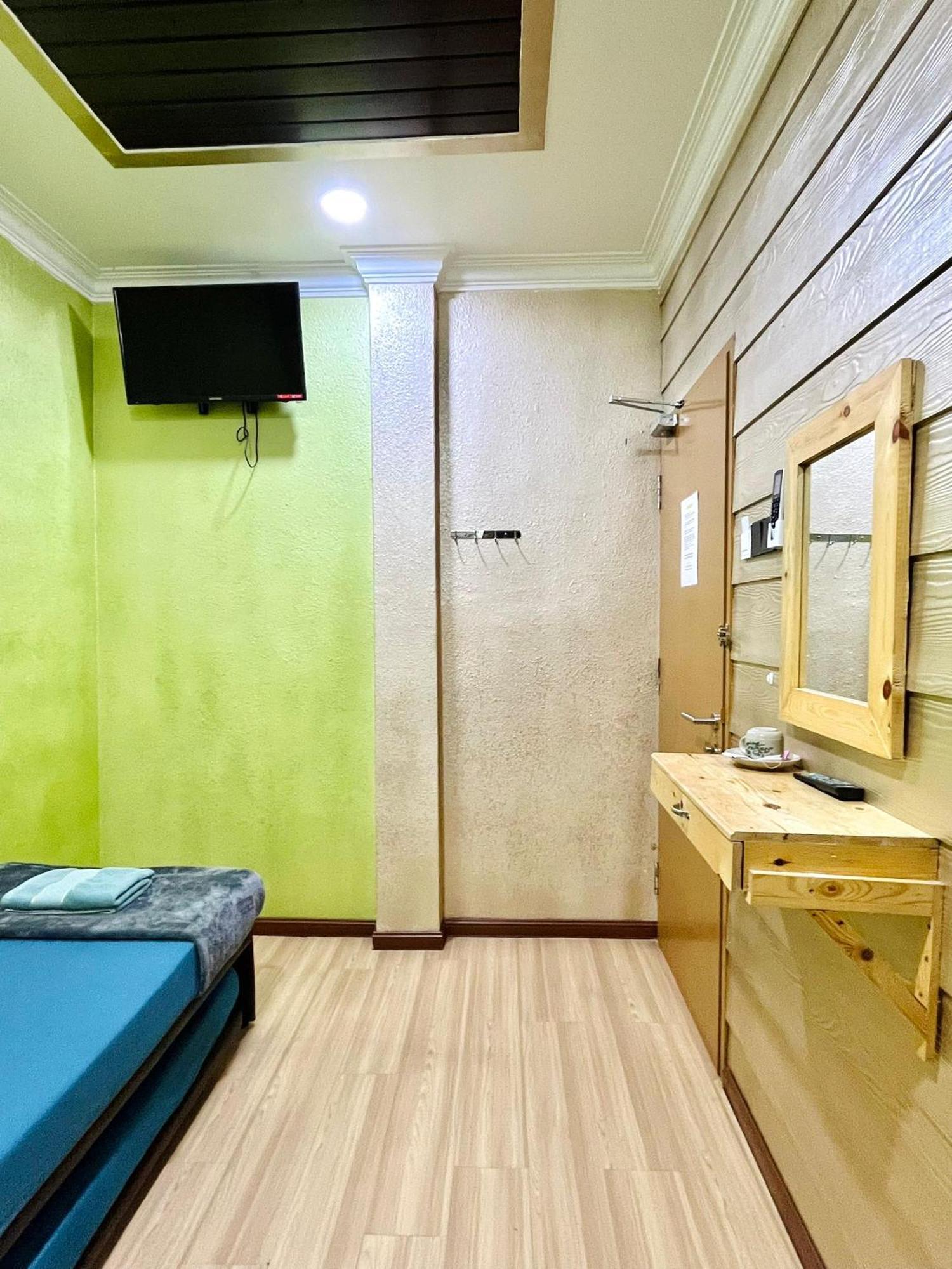 Suza Hostel 툼팻 외부 사진