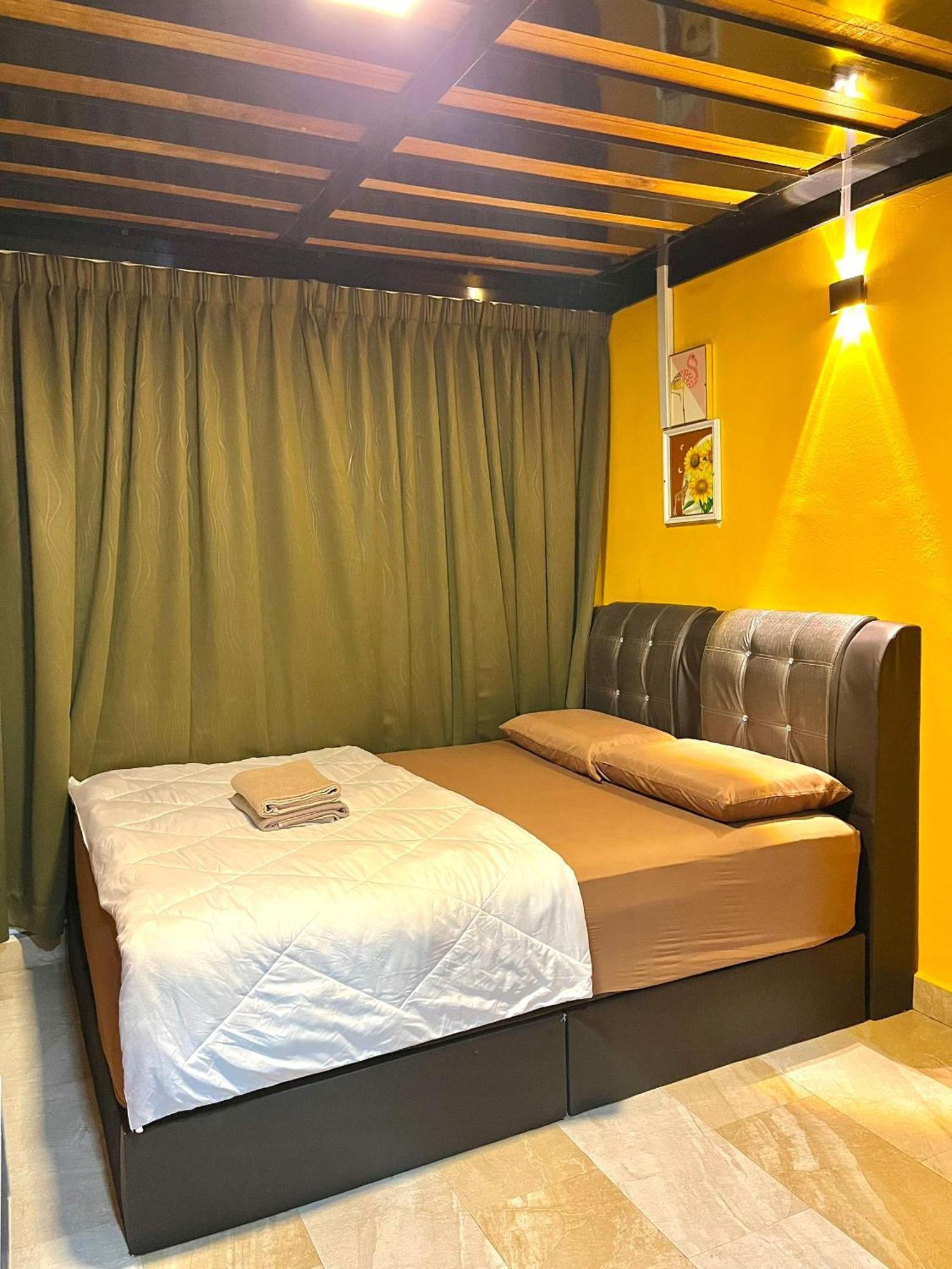 Suza Hostel 툼팻 외부 사진