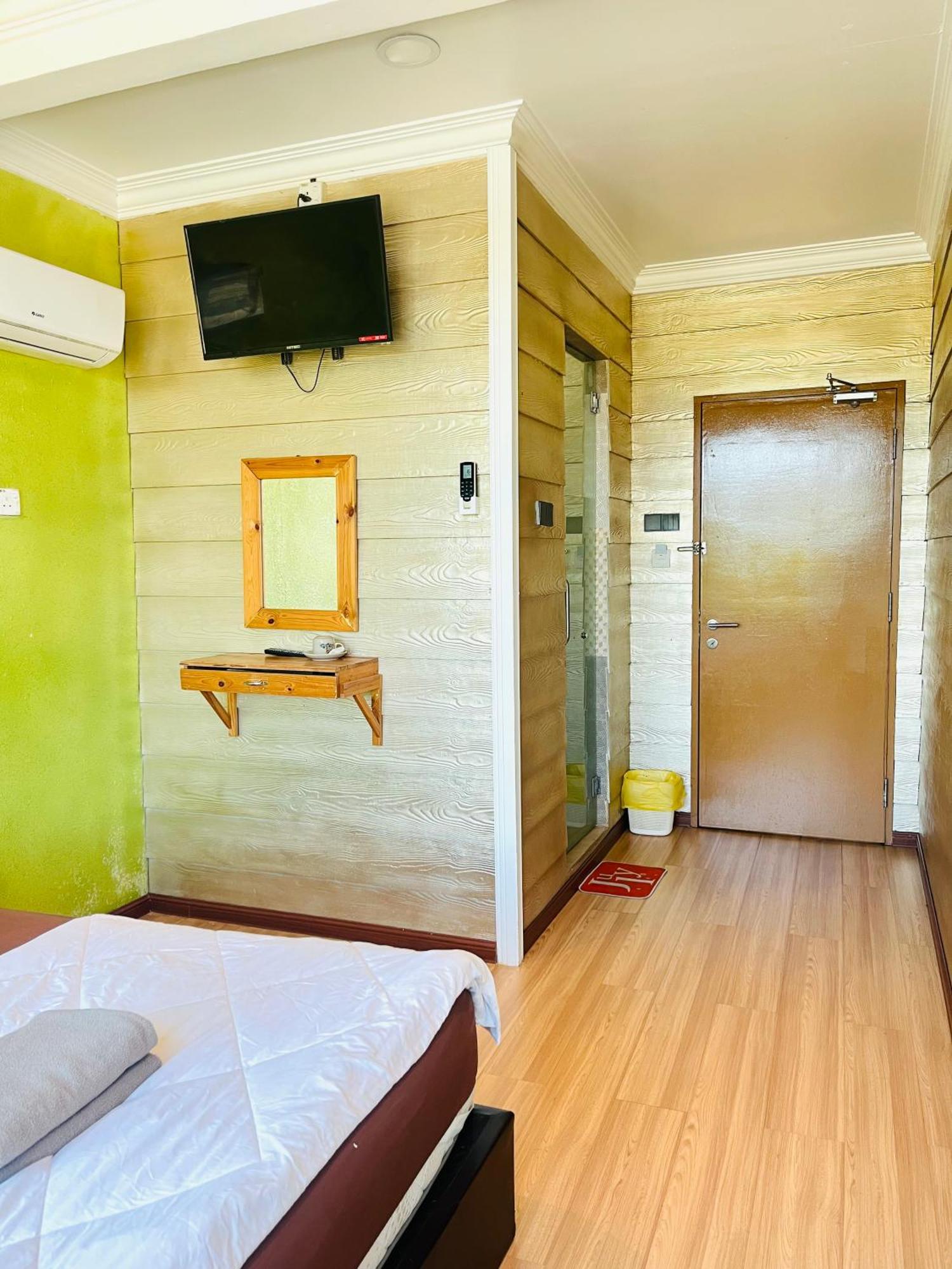 Suza Hostel 툼팻 외부 사진